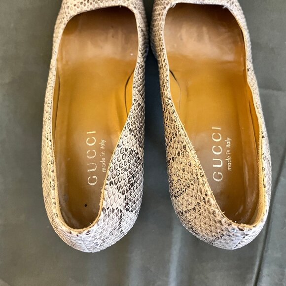 Vintage Gucci Snakeskin Heels Size 37 1/2 C - Picture 4 of 14
